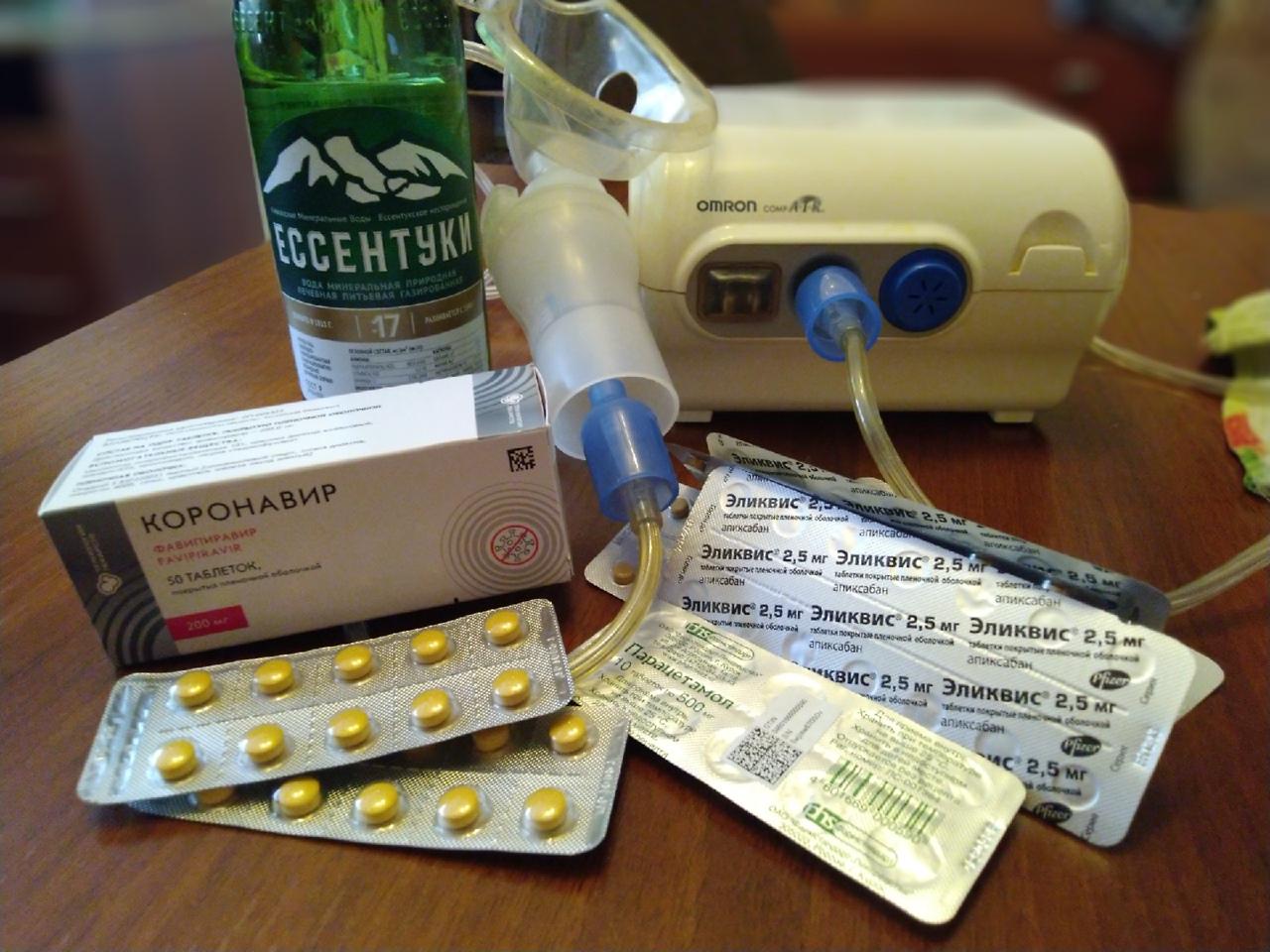 Омск заболели. Лекарство от коронавируса. Лекарства от коронавируса в России сольмавир. Фото лекарств от коронавируса на столе.