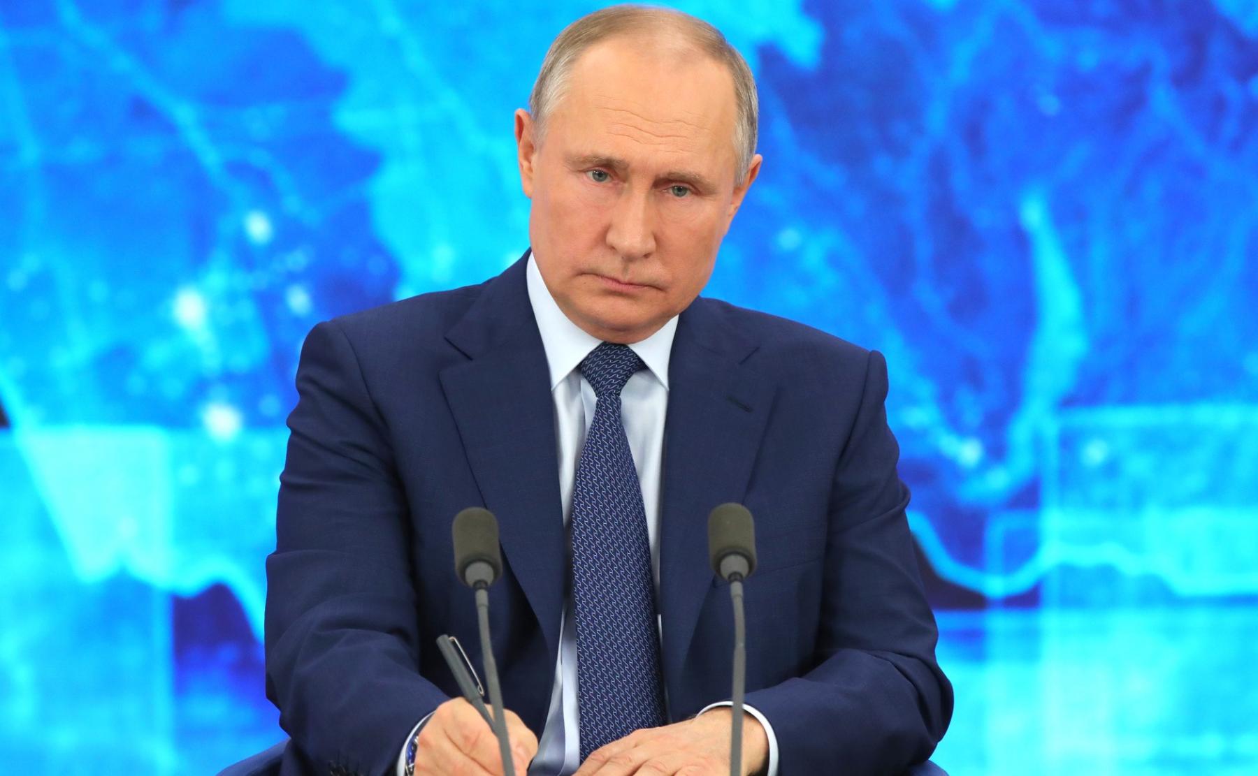 Фото Послание президента – 2022: когда Путин объявит о новых выплатах 10000 рублей на детей 4