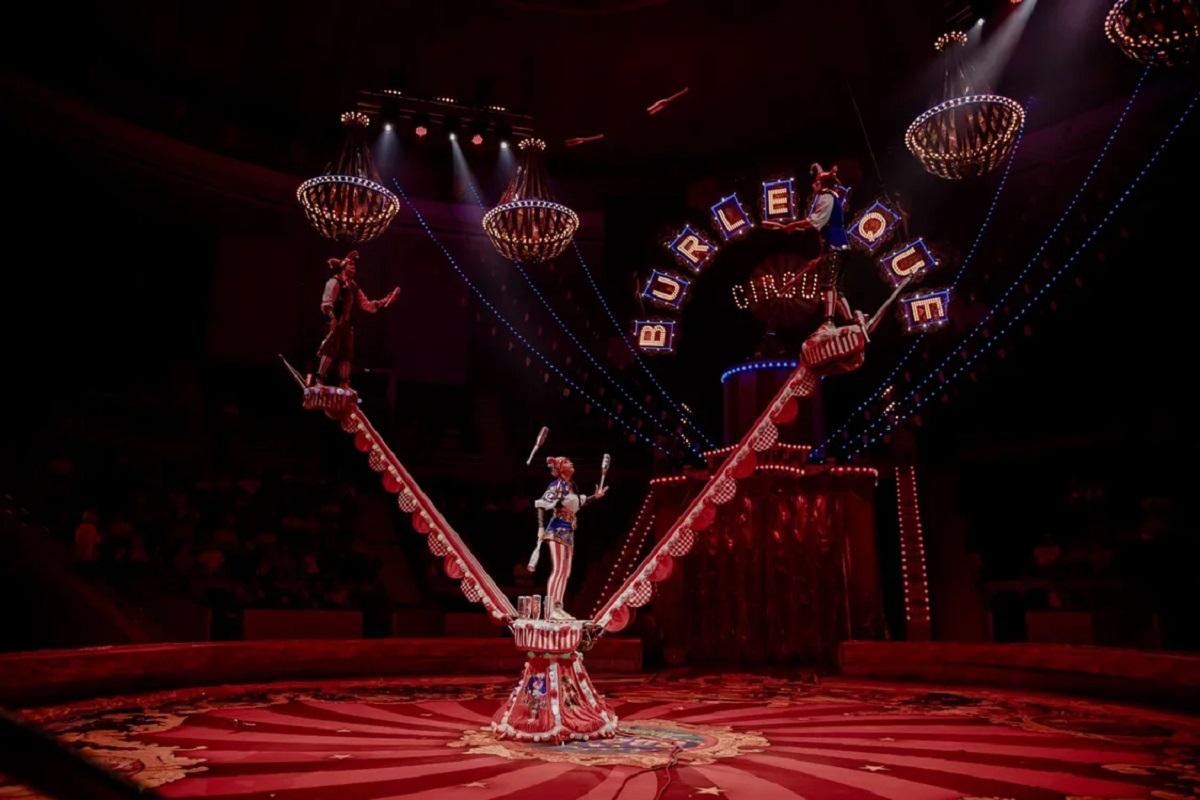 Фото С 4 февраля в Новосибирском цирке пройдет новое шоу Гии Эрадзе «Бурлеск» 5