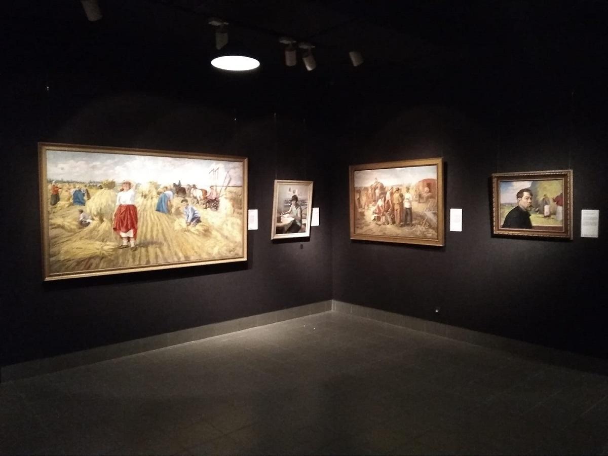 Фото Выставка «Сибирь многоликая» открылась в московском музее Сергея Андрияки 7