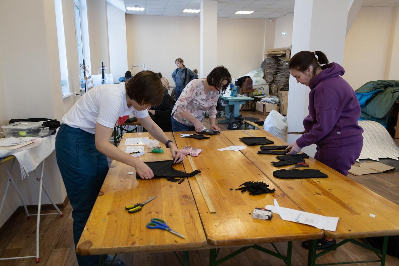 Фото В Новосибирске добровольцы группы «Zov» купили для СВО квадрокоптер за 413 тысяч 4