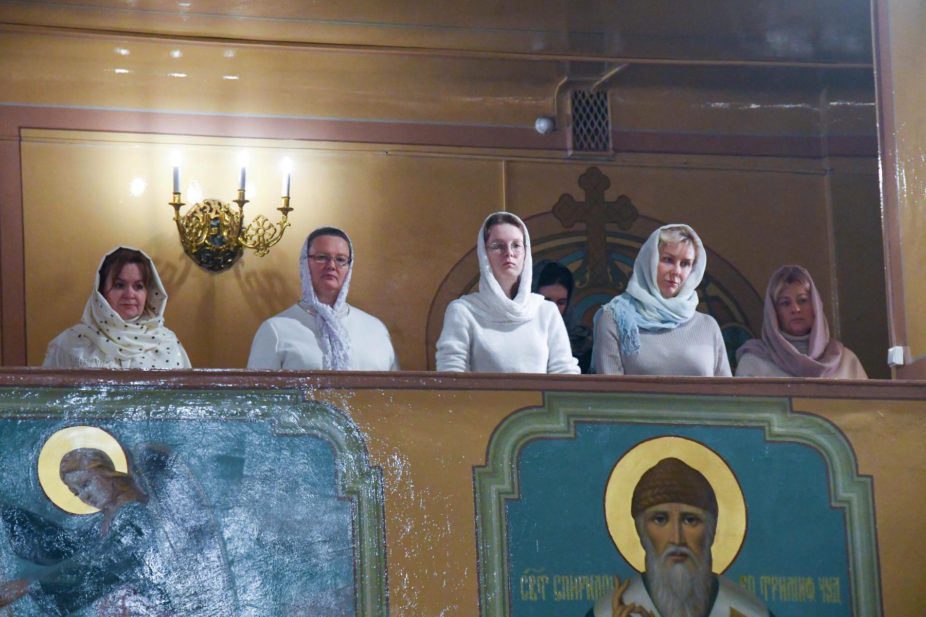 Фото Как в Новосибирске отметили Рождество: фото из Вознесенского собора 15