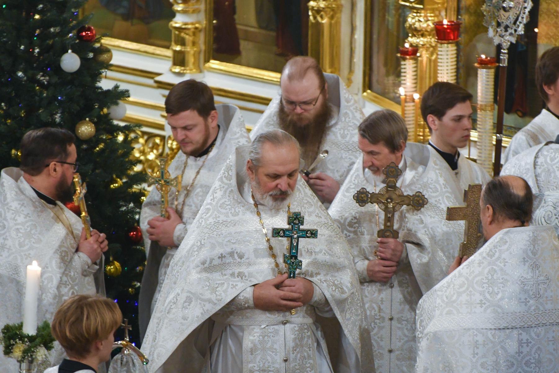 Фото Как в Новосибирске отметили Рождество: фото из Вознесенского собора 19