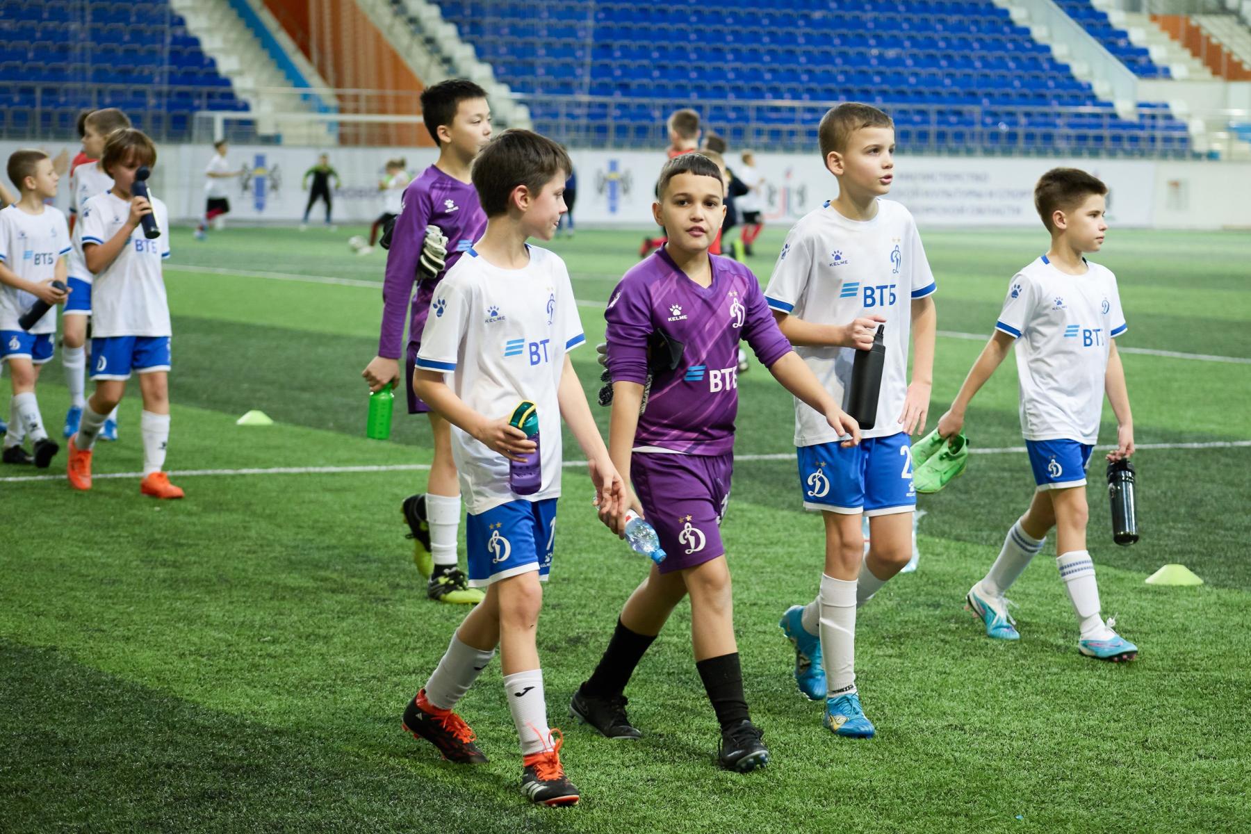 Фото В Новосибирске завершился «Рождественский кубок» — один из самых ярких детских турниров года. Фоторепортаж 4