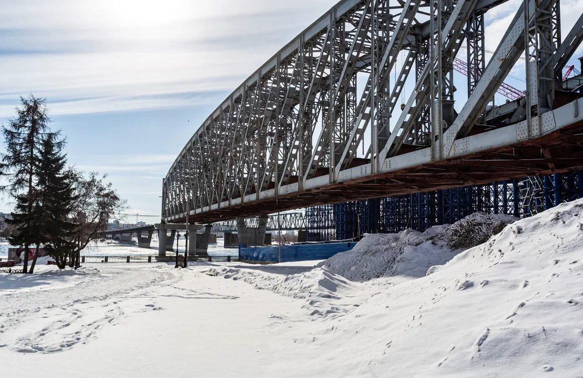Фото Улицы Новосибирска опустели в первое утро нового года. ФОТОРЕПОРТАЖ. 3