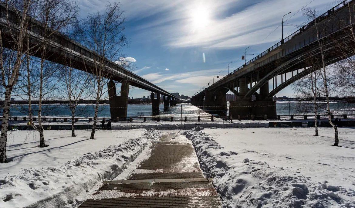Фото Улицы Новосибирска опустели в первое утро нового года. ФОТОРЕПОРТАЖ. 4
