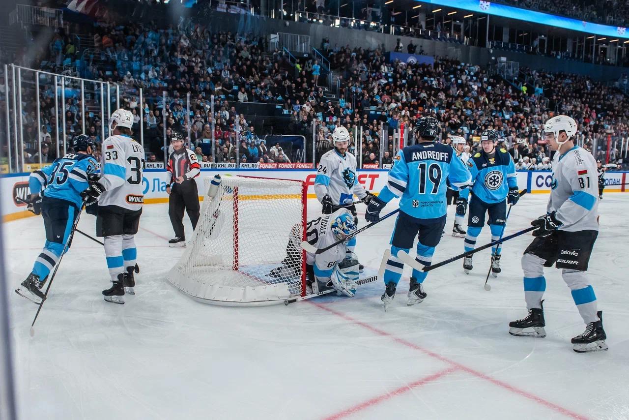 Фото В Новосибирске опубликованы кадры с игры ХК «Сибирь» против минского «Динамо» 9 - Сиб.ФМ Фото В Новосибирске опубликованы кадры с игры ХК «Сибирь» против минского «Динамо» 9