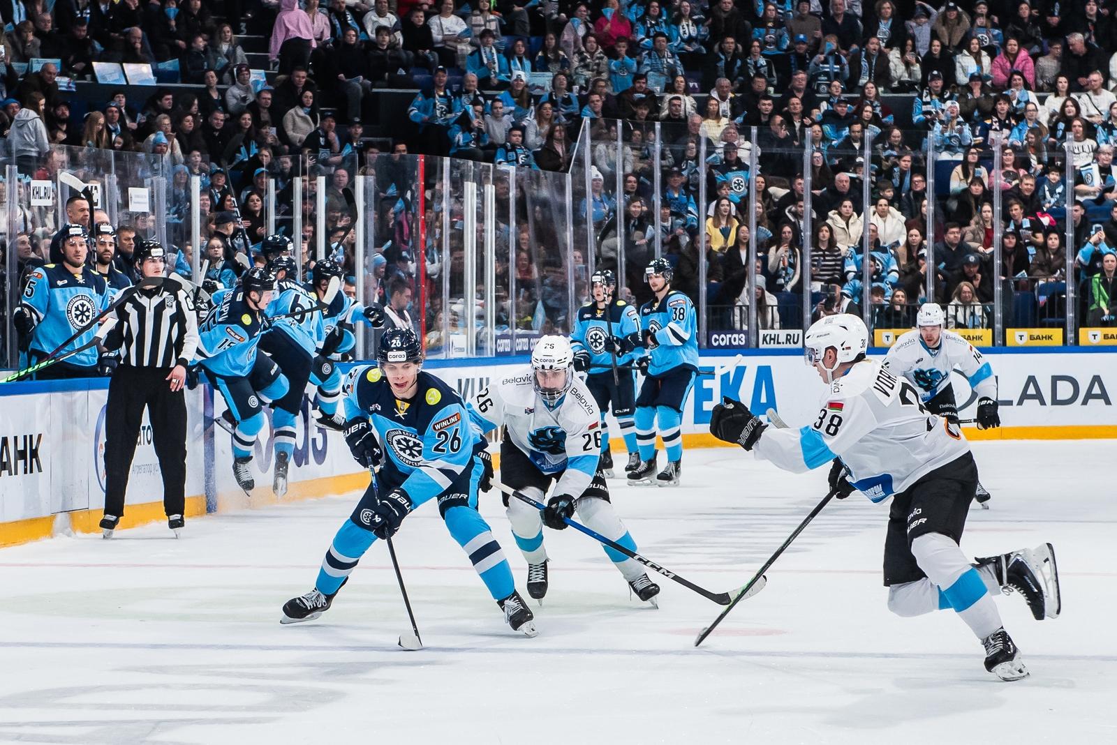 Фото Хоккейная «Сибирь» уверенно обыграла минское «Динамо»: яркие кадры матча 26