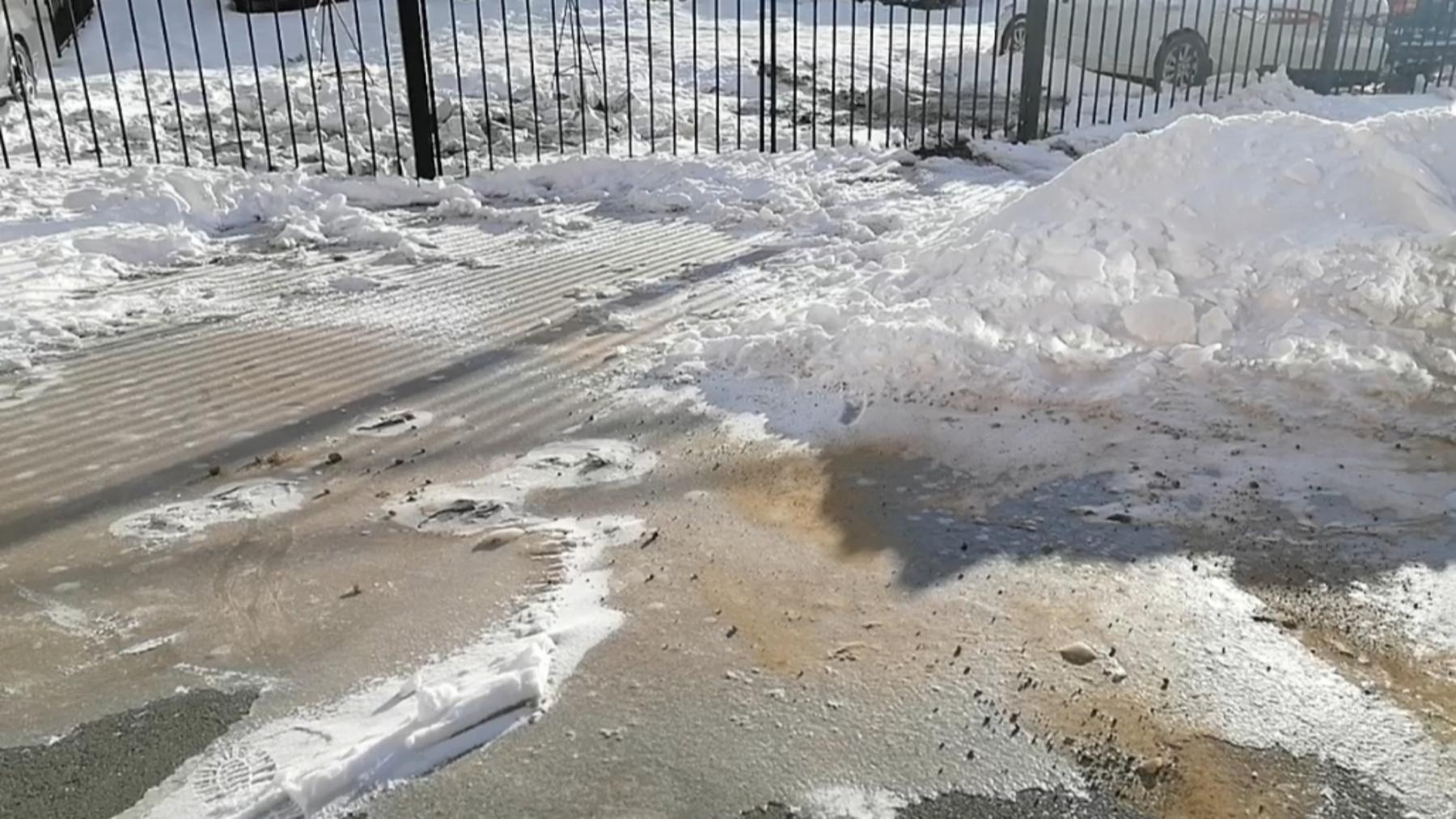 Фото В Новосибирске после коллапса с водопроводом на Сухарной произошла авария на газопроводе 3