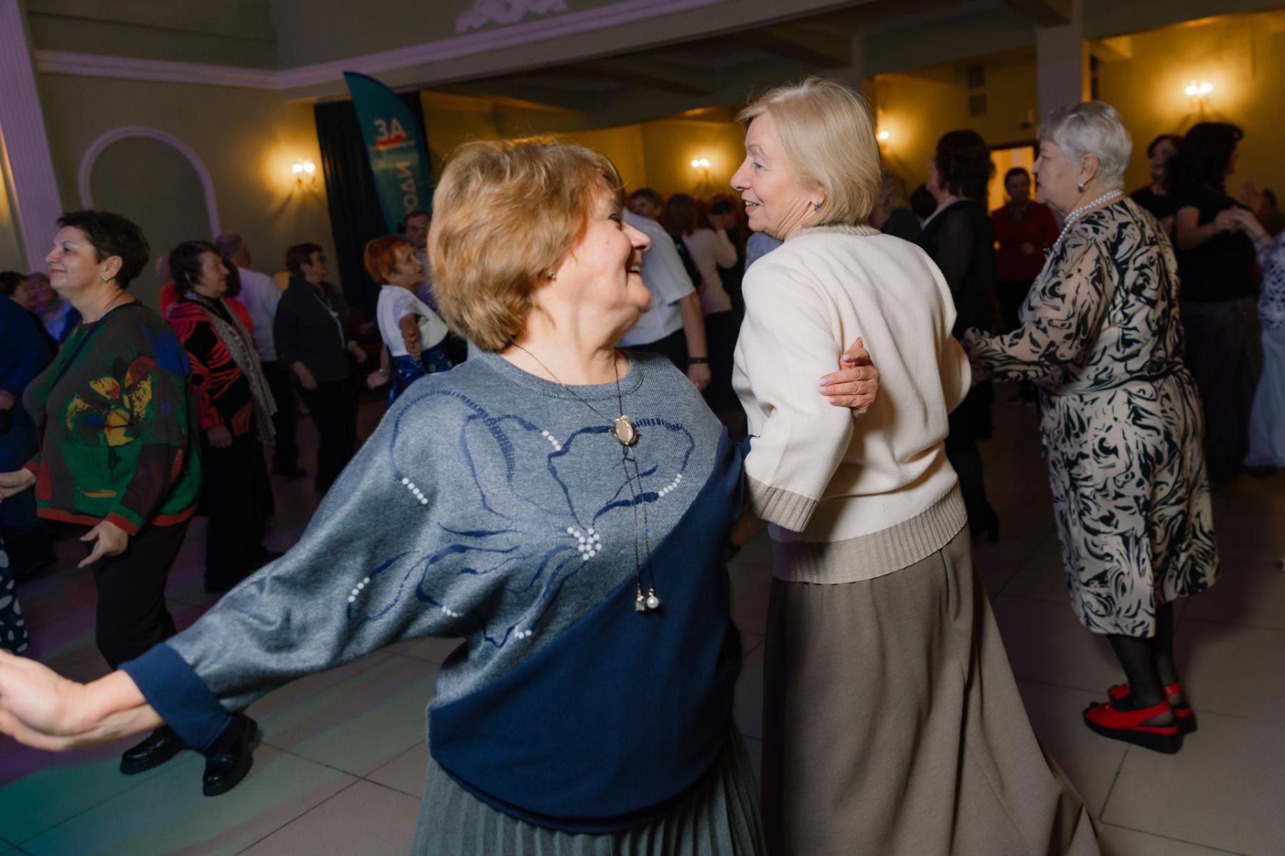 Фото В Новосибирске «Новые люди» развивают проект активного долголетия «Жить по-новому» 2