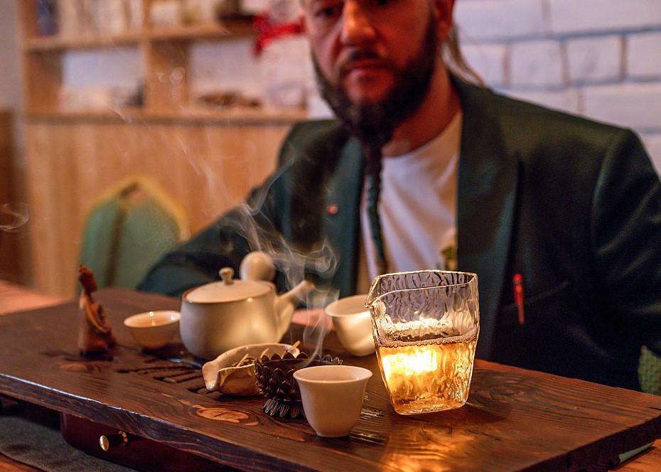 Фото Ароматный Новосибирск: фоторепортаж из чайного клуба – о культуре, которая завоевывает город 6 - Сиб.ФМ Фото Ароматный Новосибирск: фоторепортаж из чайного клуба – о культуре, которая завоевывает город 6