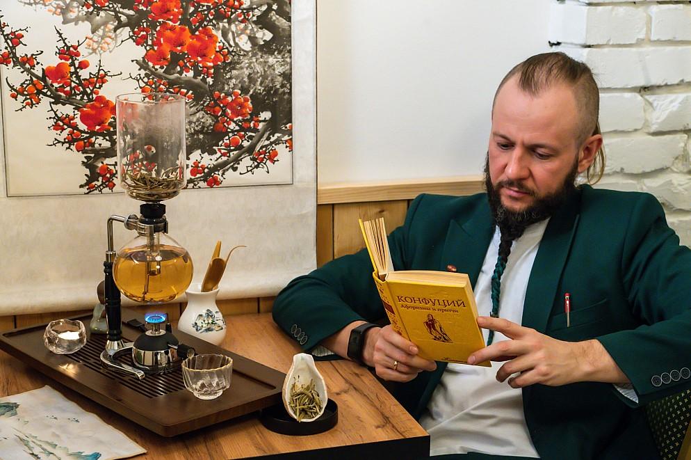 Фото Ароматный Новосибирск: фоторепортаж из чайного клуба – о культуре, которая завоевывает город 2 - Сиб.ФМ Фото Ароматный Новосибирск: фоторепортаж из чайного клуба – о культуре, которая завоевывает город 2