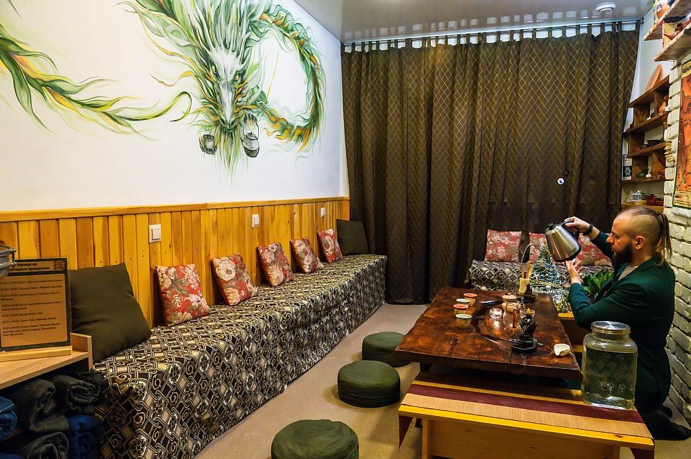 Фото Ароматный Новосибирск: фоторепортаж из чайного клуба – о культуре, которая завоевывает город 5 - Сиб.ФМ Фото Ароматный Новосибирск: фоторепортаж из чайного клуба – о культуре, которая завоевывает город 5