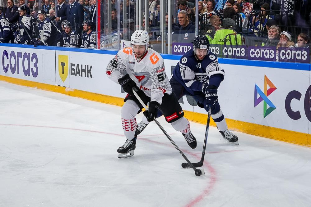 Фото Новосибирский ХК «Сибирь» уступил омскому «Авангарду» со счетом 2:5 5