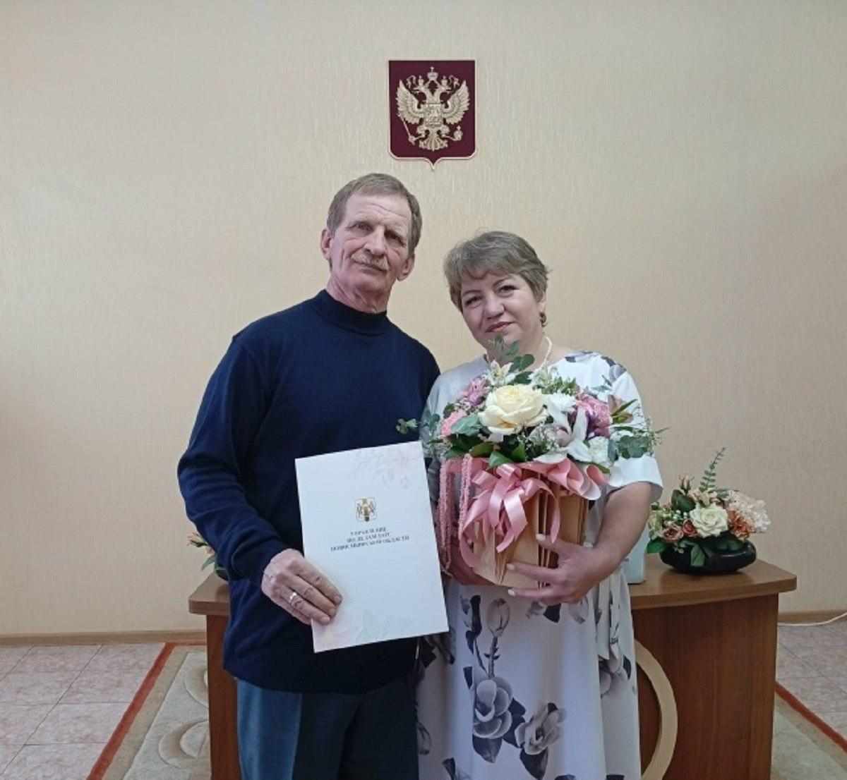 Фото Знаковые даты, счастливые пары: фоторепортаж декабрьских свадеб новосибирцев 7