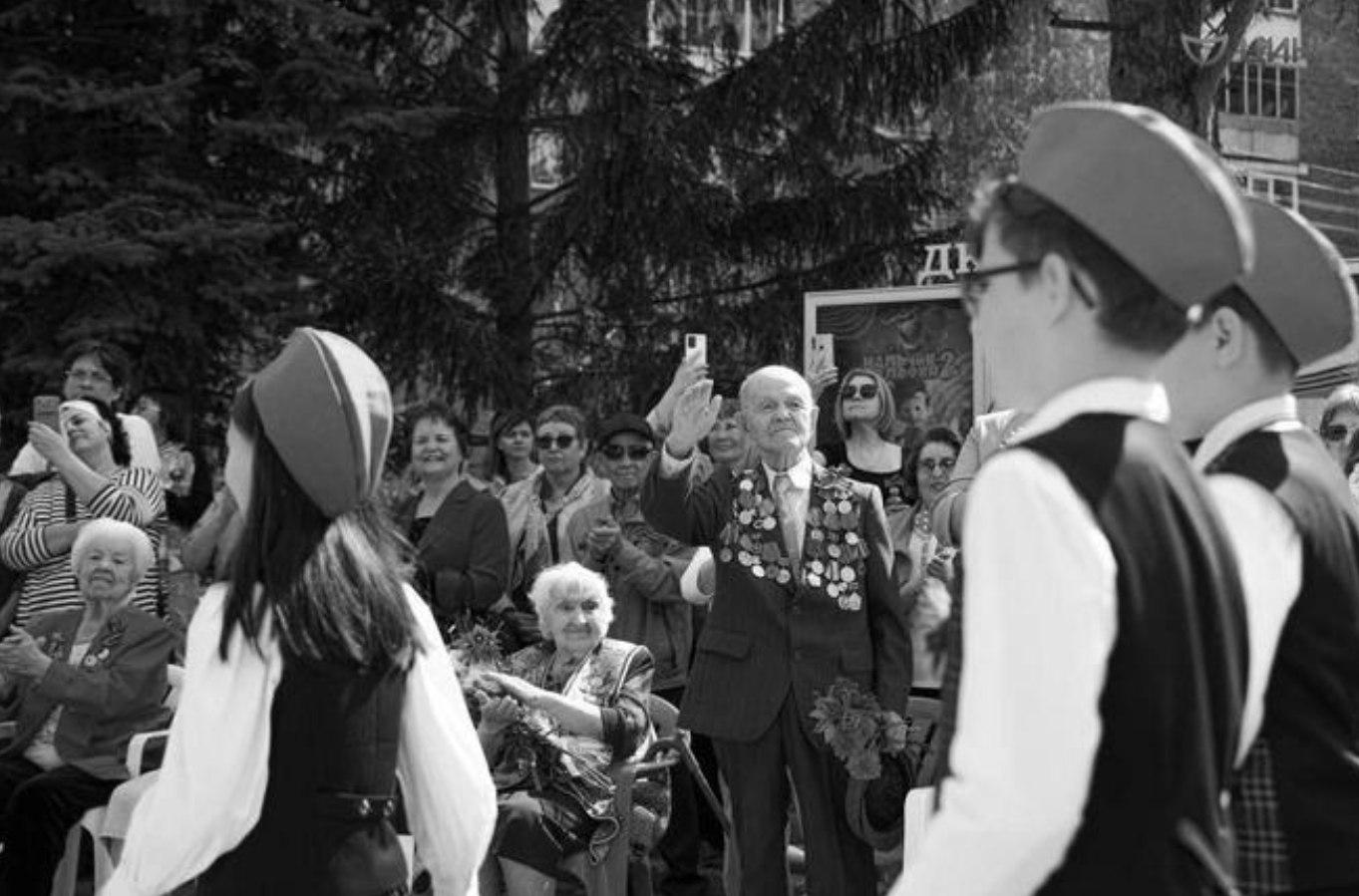 Фото В Новосибирске опубликовали фото ушедших из жизни в январе 2026 года известных личностей 7