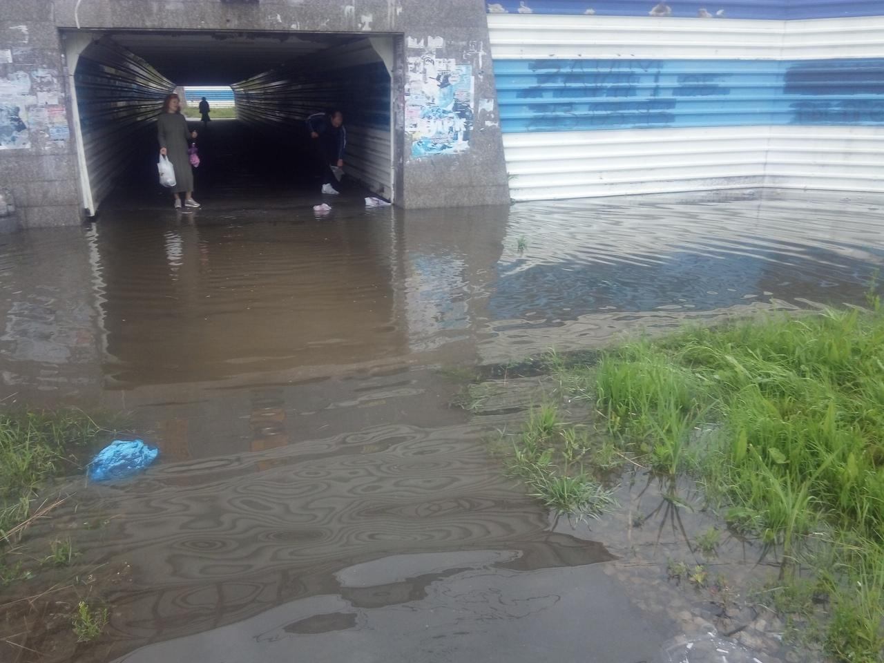 Половодье город кургана. Потоп в Новосибирске. Затопление ЛАВЫ. Паводок в городе. Потоп в Донецке.