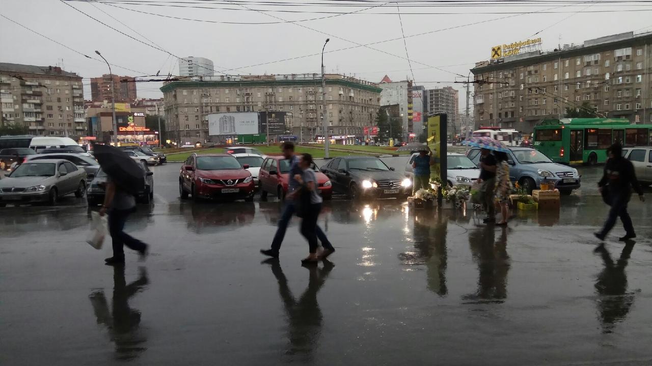 Пошла новосибирск. Дождь в Новосибирске. Дождь в Новосибирске фото. Синоптик Новосибирск. Похолодание в России.