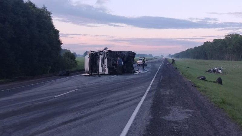 Фото 20-летний парень погиб в Новосибирской области в ДТП с грузовиком 2