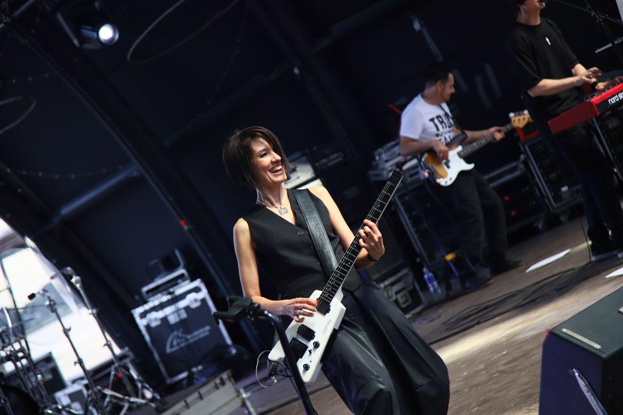Фото Фанаты кричали «Останусь пеплом»: в Новосибирске выступление рок-группы «Город 312» вызвало фурор. ФОТОРЕПОРТАЖ 23