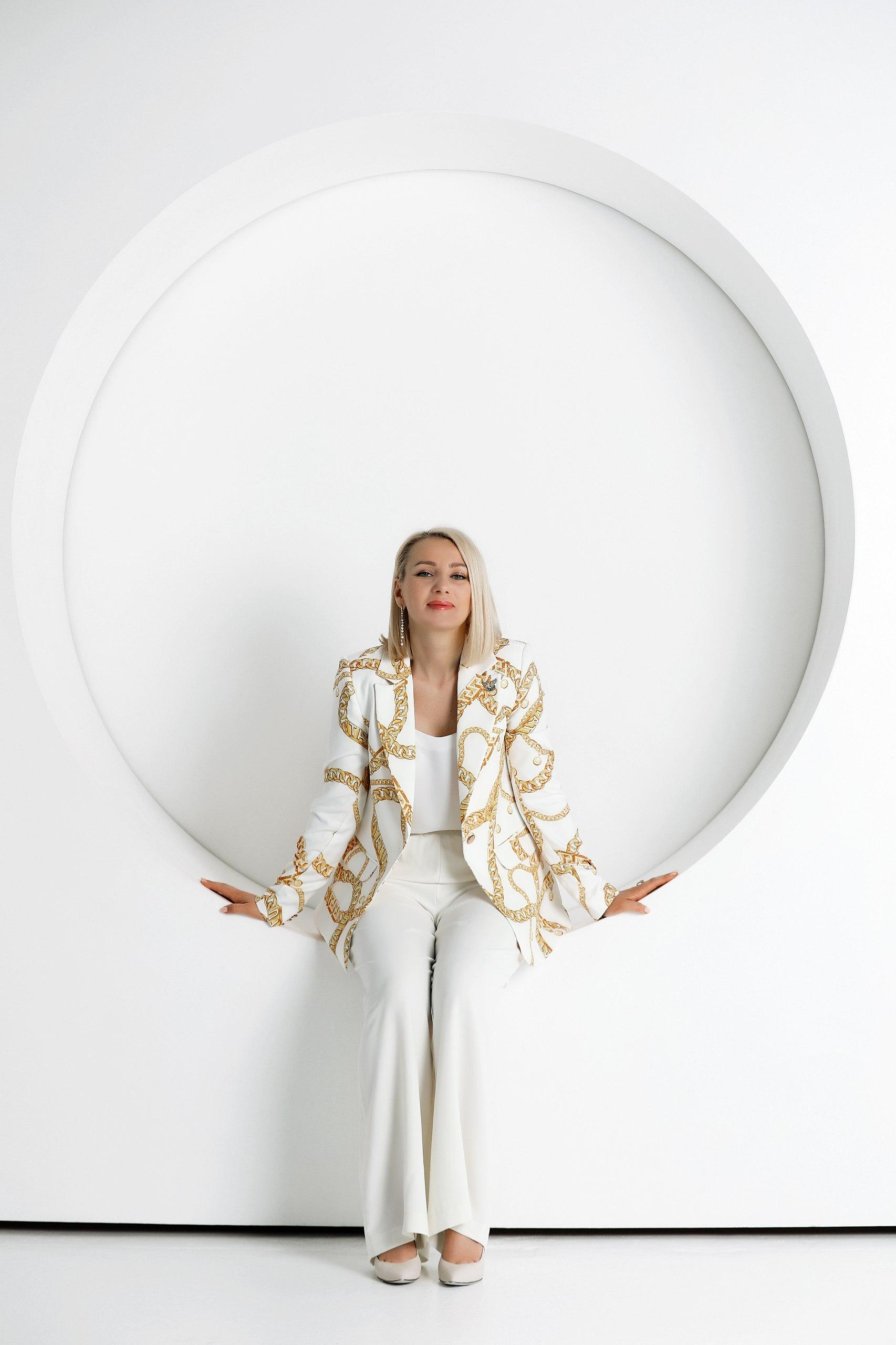 Фото Елена Миронова: «Руководство компанией - это не только инициатива, но и ответственность за принятие решений» 2 - Сиб.ФМ Фото Елена Миронова: «Руководство компанией - это не только инициатива, но и ответственность за принятие решений» 2