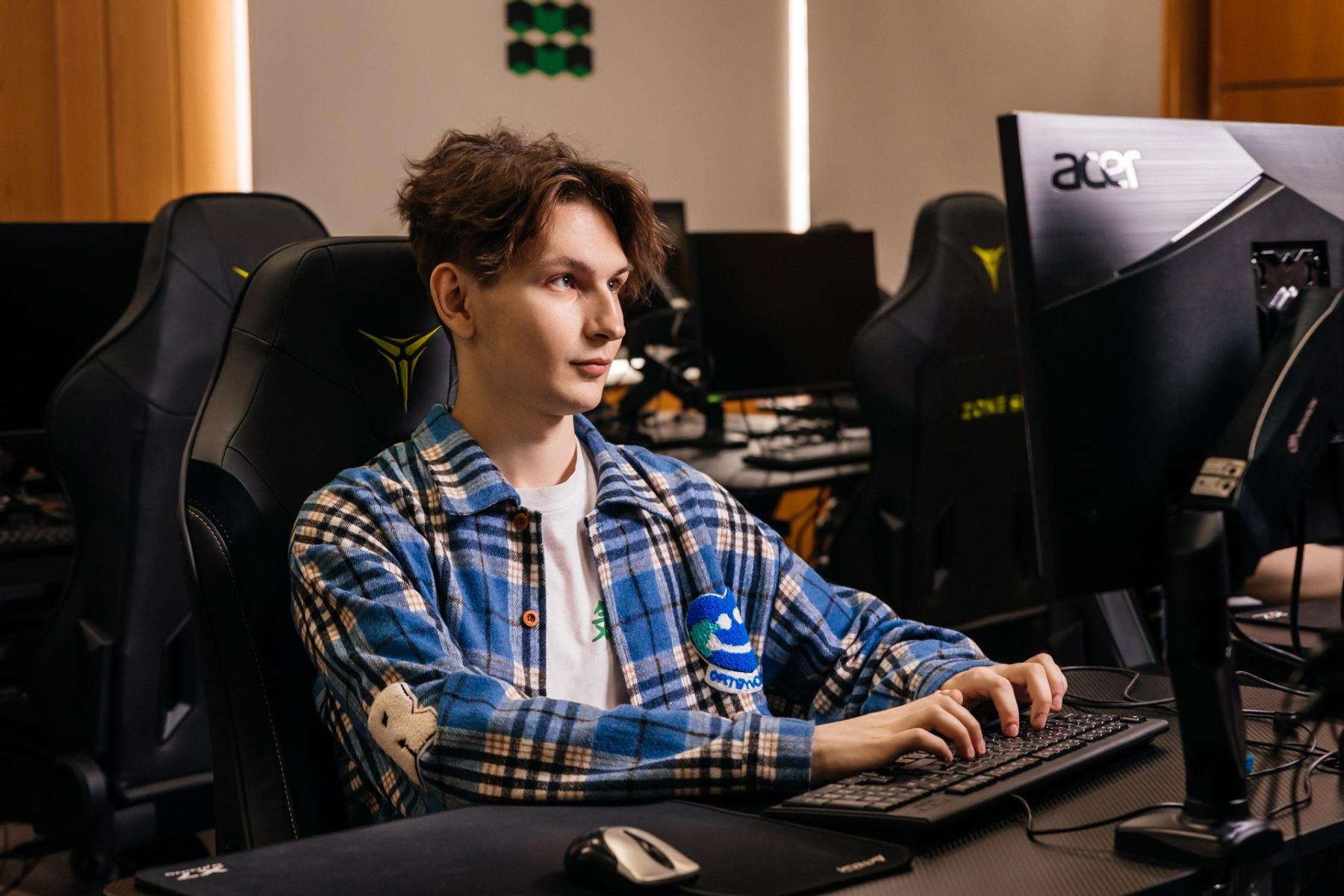 Фото Один плюс один: как получить от одного образования два диплома? 2 - Сиб.ФМ Фото Один плюс один: как получить от одного образования два диплома? 2