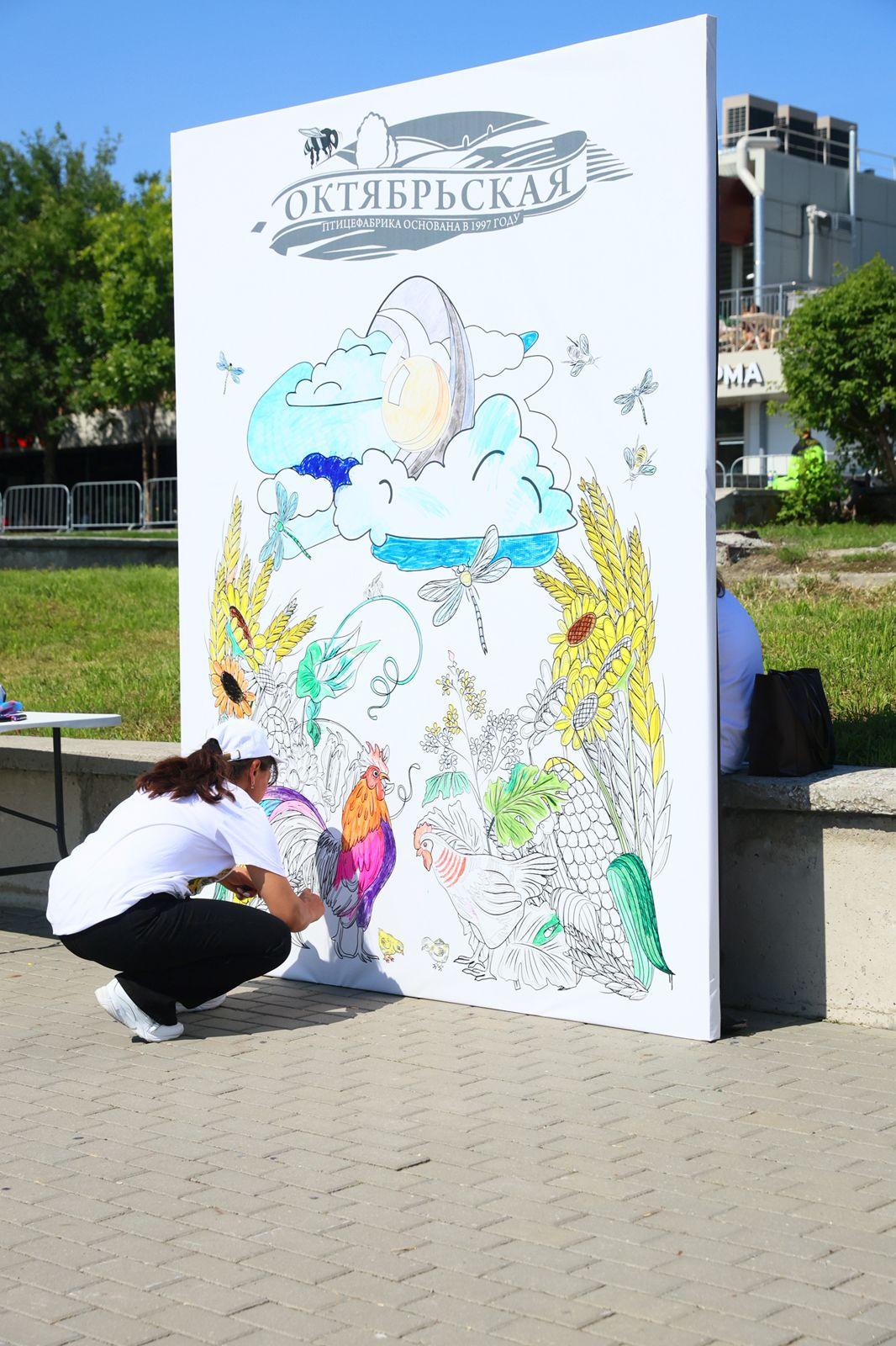 Фото Гастрономический взрыв: в Новосибирске состоялся грандиозный «Пикник Фест» 11 - Сиб.ФМ Фото Гастрономический взрыв: в Новосибирске состоялся грандиозный «Пикник Фест» 11