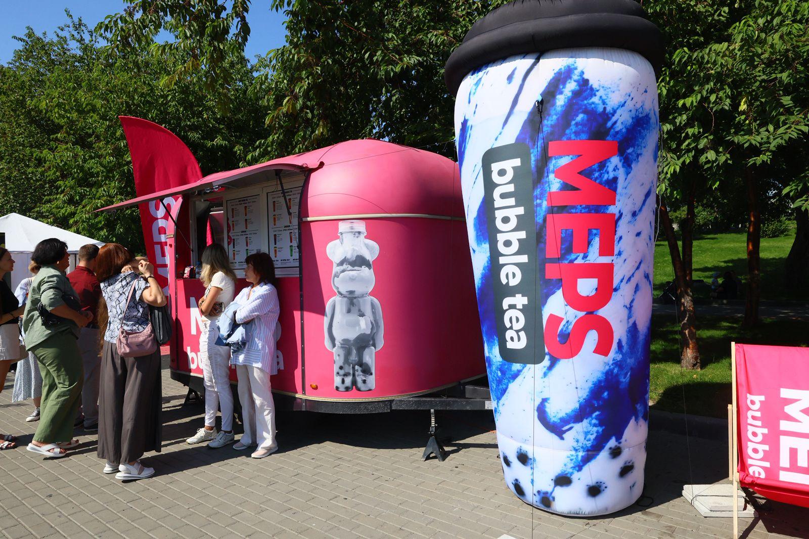 Фото Гастрономический взрыв: в Новосибирске состоялся грандиозный «Пикник Фест» 17 - Сиб.ФМ Фото Гастрономический взрыв: в Новосибирске состоялся грандиозный «Пикник Фест» 17