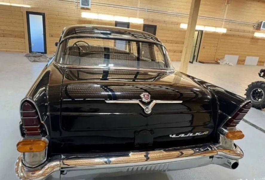 Фото До 88 миллионов за раритет. В Новосибирске продают пять легендарных авто СССР 11 - Сиб.ФМ Фото До 88 миллионов за раритет. В Новосибирске продают пять легендарных авто СССР 11