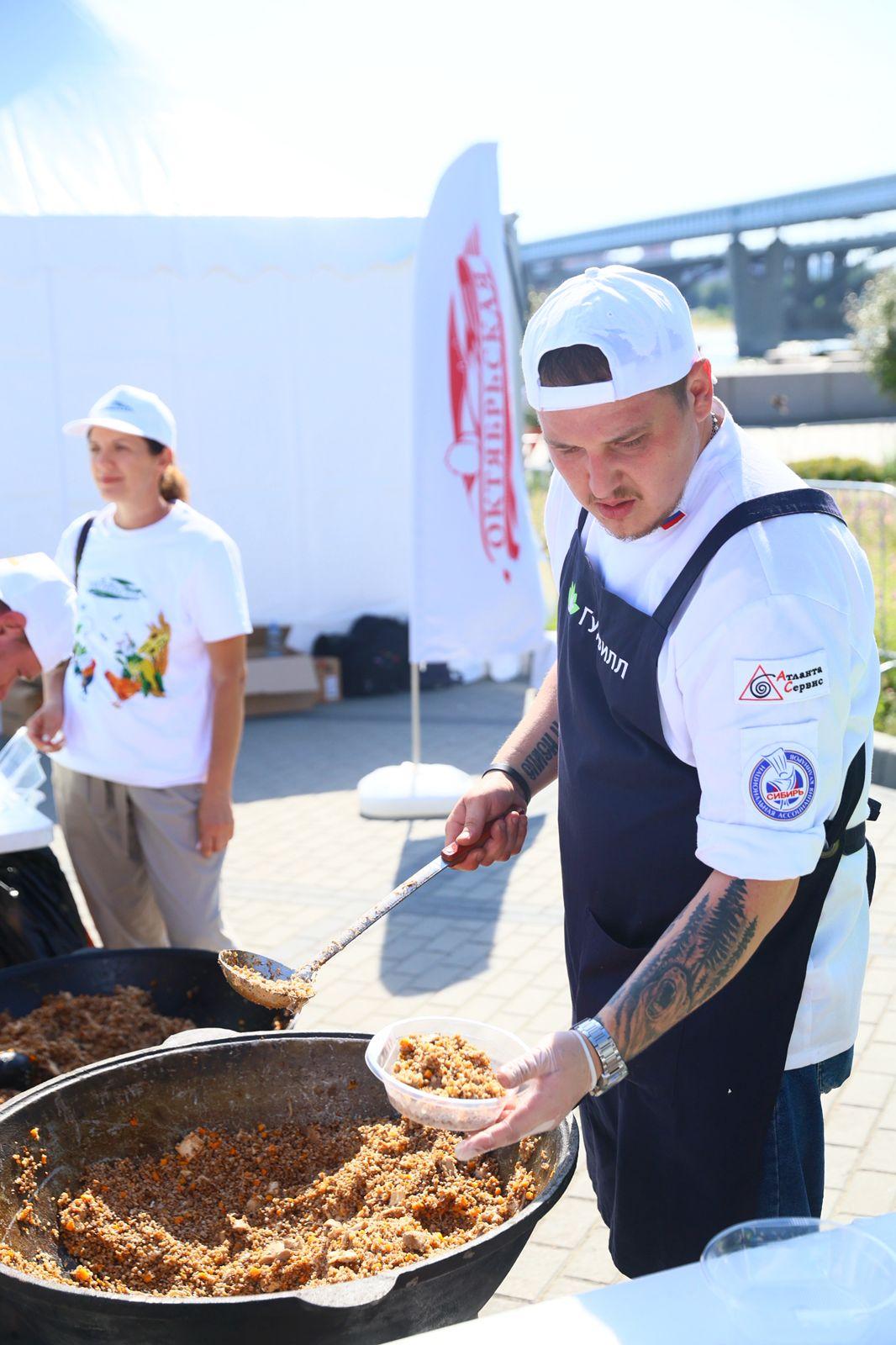 Фото Гастрономический взрыв: в Новосибирске состоялся грандиозный «Пикник Фест» 6 - Сиб.ФМ Фото Гастрономический взрыв: в Новосибирске состоялся грандиозный «Пикник Фест» 6