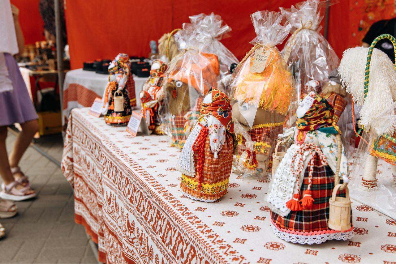 Фото В Новосибирске прошёл массовый Крестный ход в честь Дня Крещения Руси 8