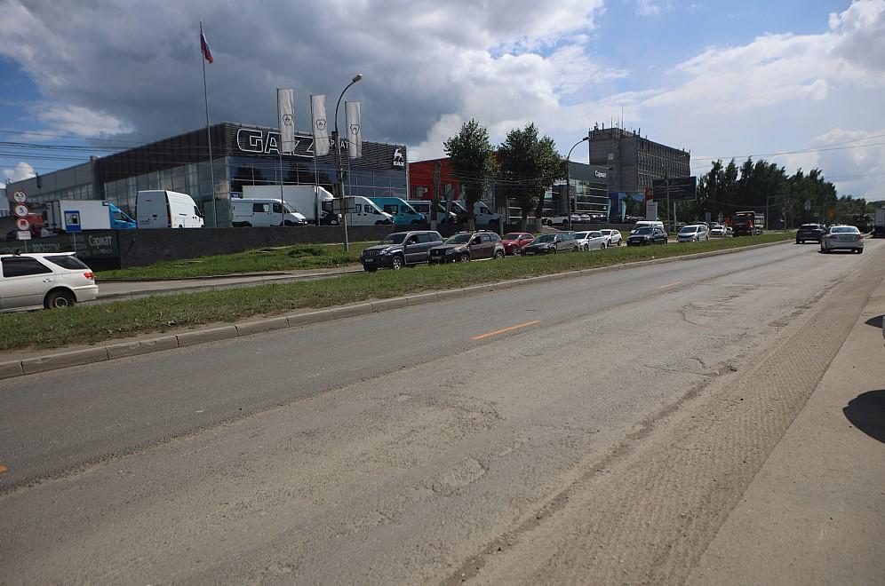 Фото Мэр Кудрявцев: на улице Богдана Хмельницкого в этом году будет отремонтировано более 3-х км дорожного полотна 3 - Сиб.ФМ Фото Мэр Кудрявцев: на улице Богдана Хмельницкого в этом году будет отремонтировано более 3-х км дорожного полотна 3