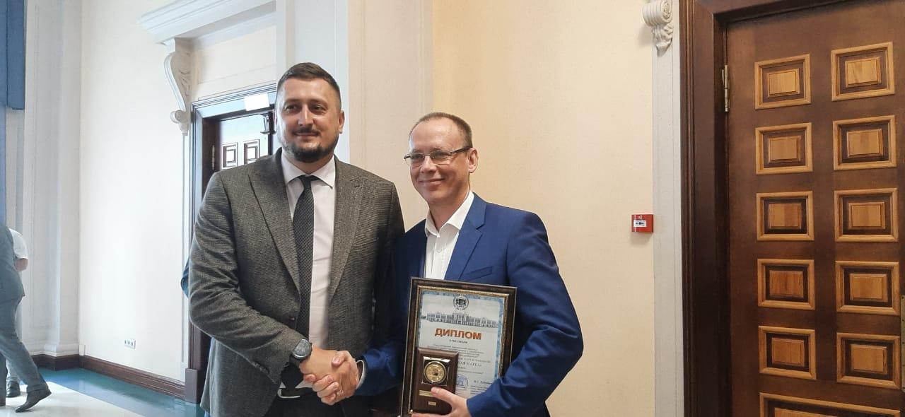 Фото Один год – «пилот» нормальный: пилотная программа подготовки юристов в новосибирском филиале ТГУ стала лауреатом конкурса «Новосибирская марка» 3 - Сиб.ФМ Фото Один год – «пилот» нормальный: пилотная программа подготовки юристов в новосибирском филиале ТГУ стала лауреатом конкурса «Новосибирская марка» 3