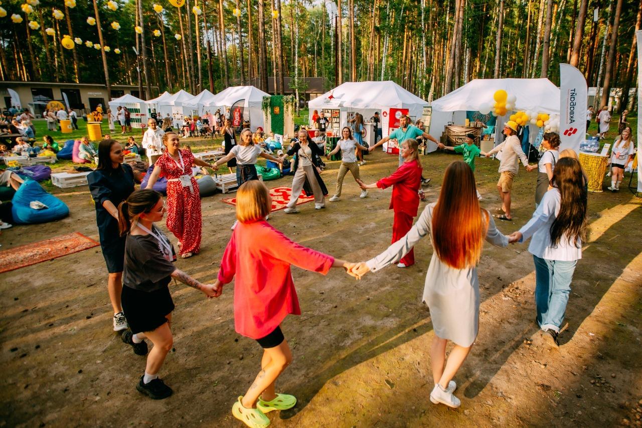 Фото Фестиваль DАЧА – точка коллаборации ресторанного бизнеса в Сибири 3 - Сиб.ФМ Фото Фестиваль DАЧА – точка коллаборации ресторанного бизнеса в Сибири 3