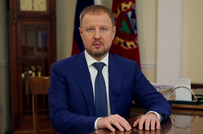 Фото 35 млн у Травникова, Mercedes Хоценко и дом в Москве Котюкова: раскрыты данные о доходах губернаторов Сибири 8 - Сиб.ФМ Фото 35 млн у Травникова, Mercedes Хоценко и дом в Москве Котюкова: раскрыты данные о доходах губернаторов Сибири 8