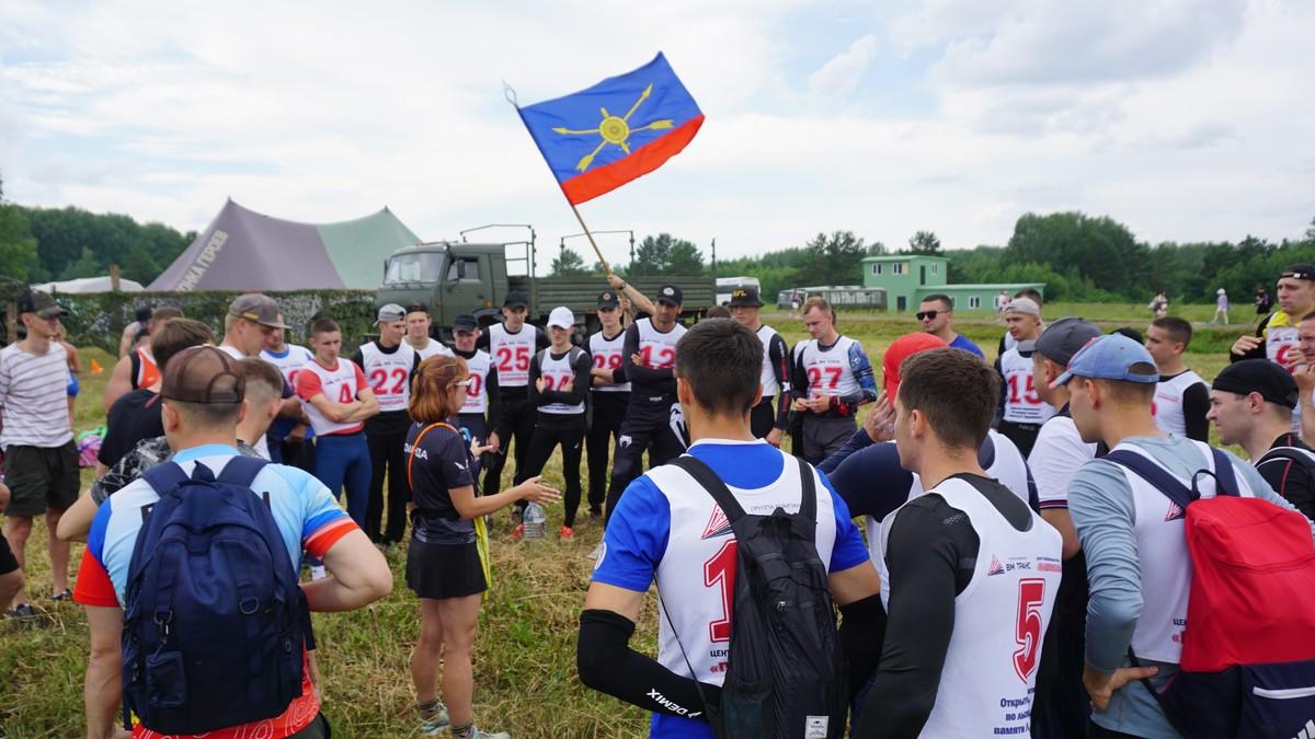 Фото Жара, грязь и «Эверест»: под Новосибирском прошёл чемпионат РВСН по гонкам с препятствиями. Фоторепортаж 4 - Сиб.ФМ Фото Жара, грязь и «Эверест»: под Новосибирском прошёл чемпионат РВСН по гонкам с препятствиями. Фоторепортаж 4