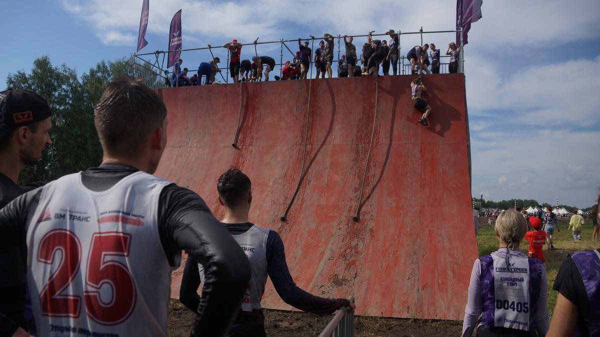 Фото Жара, грязь и «Эверест»: под Новосибирском прошёл чемпионат РВСН по гонкам с препятствиями. Фоторепортаж 9 - Сиб.ФМ Фото Жара, грязь и «Эверест»: под Новосибирском прошёл чемпионат РВСН по гонкам с препятствиями. Фоторепортаж 9