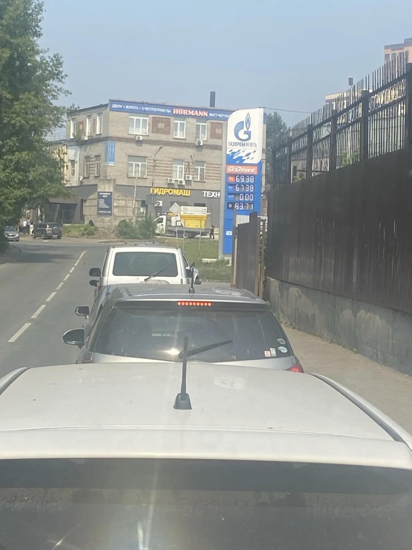 Фото Где в Новосибирске нет бензина: онлайн-мониторинг 2 - Сиб.ФМ Фото Где в Новосибирске нет бензина: онлайн-мониторинг 2