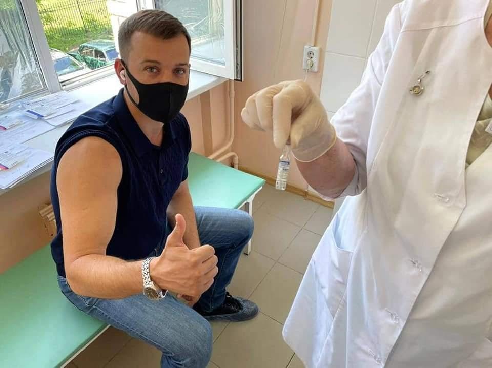 Фото Кто привился от COVID-19: топ-10 вакцинированных известных людей Новосибирска 10
