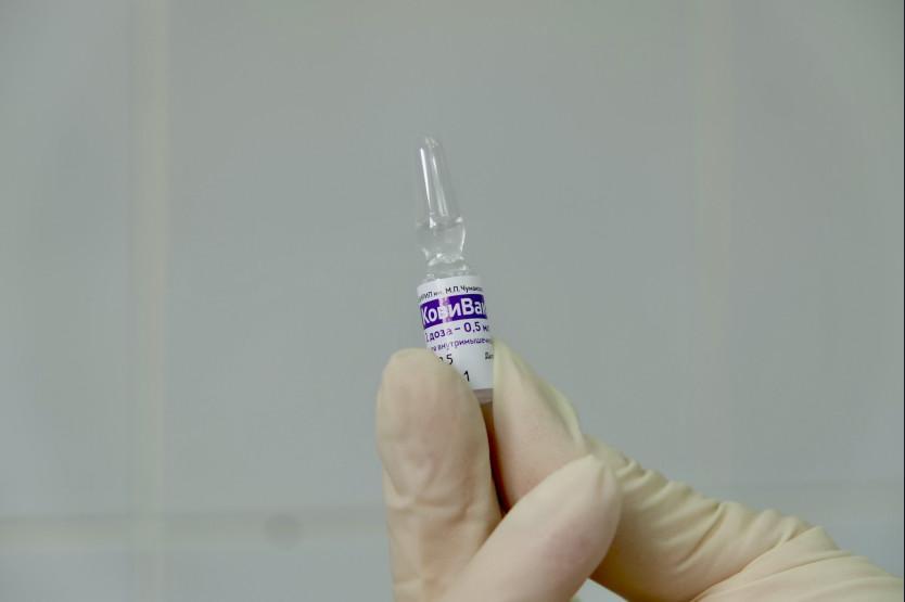 Фото Более 100 пунктов вакцинации от коронавируса работают в Новосибирской области 2
