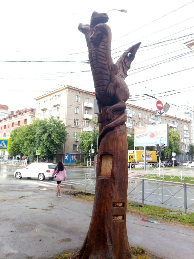 Фото Памятник Змею Горынычу появился на улице Советской в Новосибирске 2