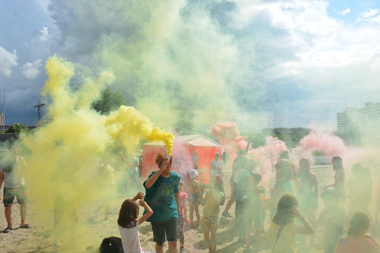 Фото Стать частью радуги: Color Fest прошёл в Новосибирске 2
