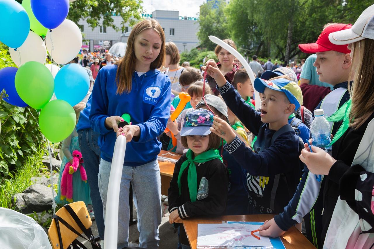 Фото В Новосибирске отметили День защиты детей 1 июня 6