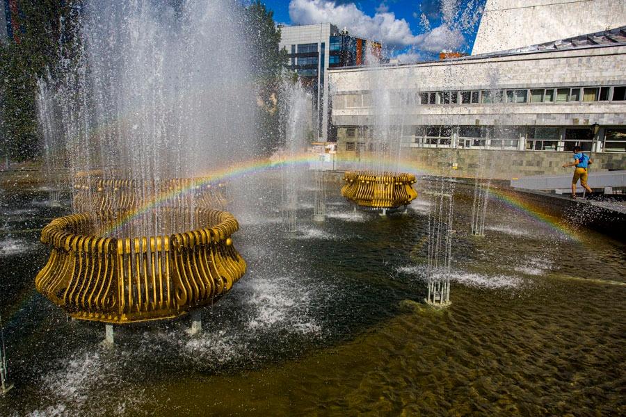 Фото Жители Новосибирска выбрали самый красивый городской фонтан 4
