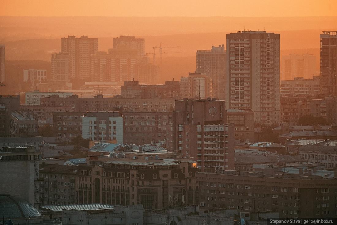 Фото Фотограф Слава Степанов снял Новосибирск на закате с крыши высотки 7