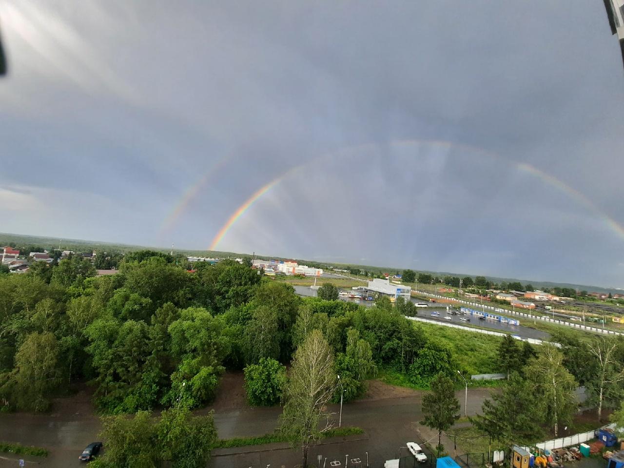 Фото Двойная радуга появилась над Новосибирском после дождя 23 июня 3