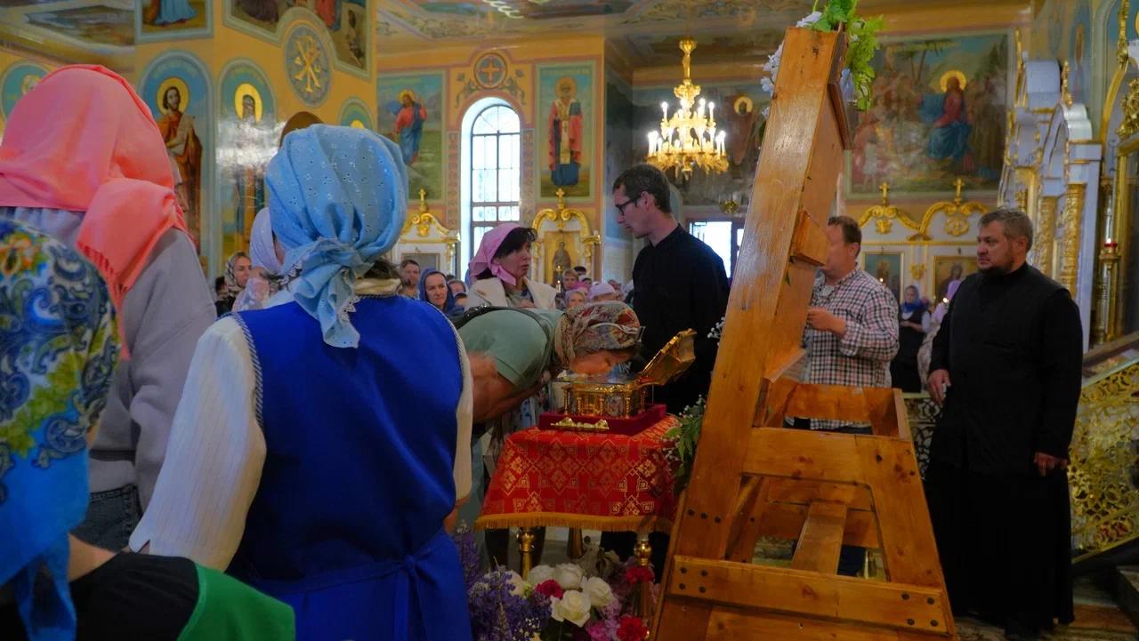 Фото В Новосибирске прошёл заключительный молебен с мощами Георгия Победоносца 4