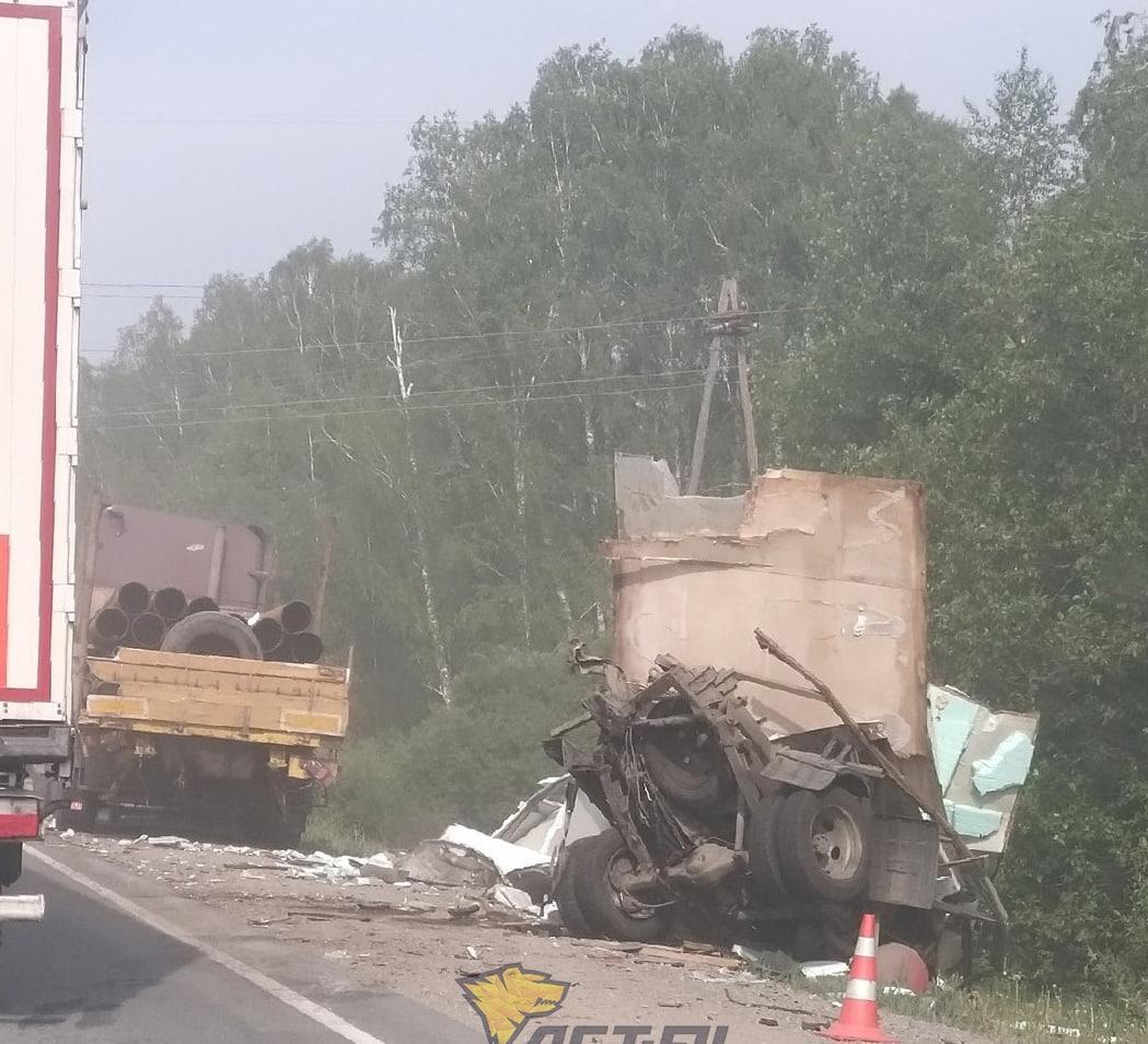 Фото Шестеро - в морг: в Новосибирской области поставлен антирекорд по ДТП на длинных выходных 6