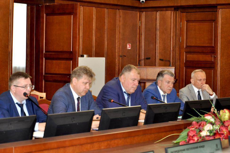 Фото Новосибирские депутаты поддержали внесение изменений в налоговое законодательство области 4 - Сиб.ФМ Фото Новосибирские депутаты поддержали внесение изменений в налоговое законодательство области 4