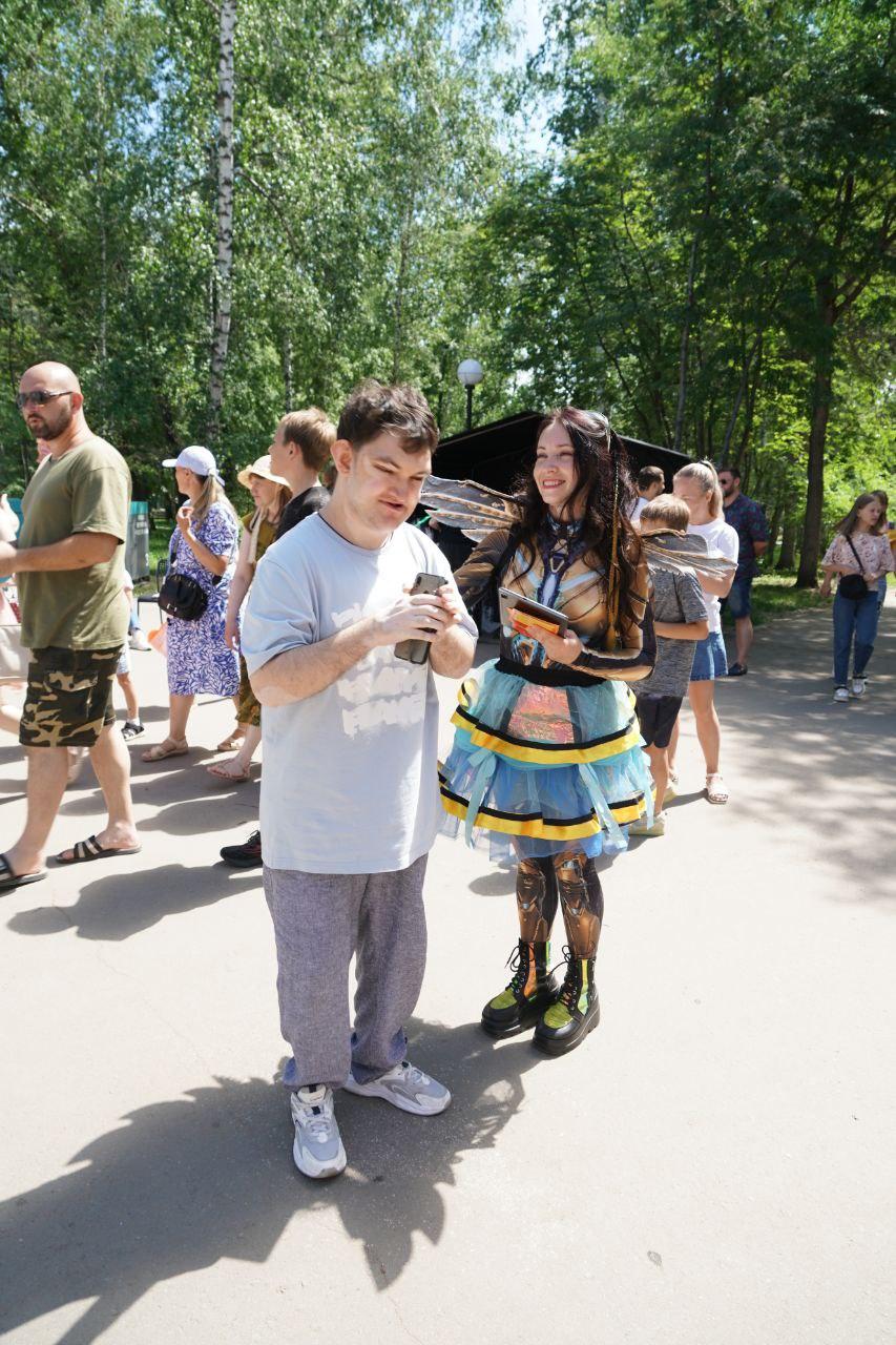 Фото Концерт Ирины Салтыковой и 131 кг баклавы: опубликованы фото празднования Дня города в Центральном парке 18
